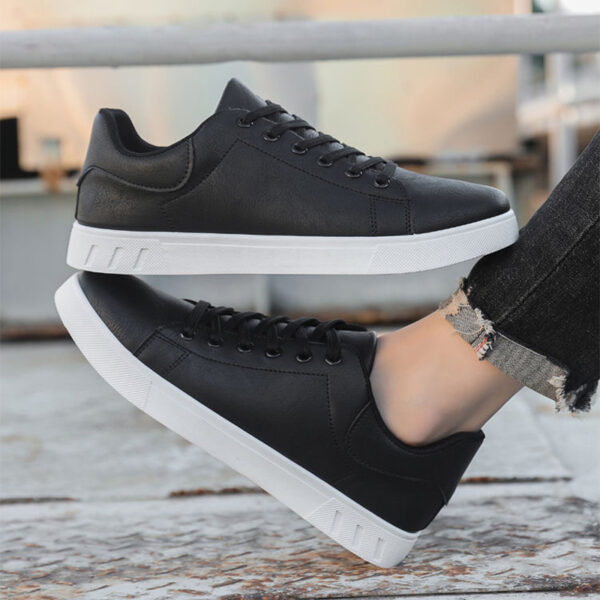 Lace-up Flat Shoes Men's Fashion Casual Shoes - Image 2